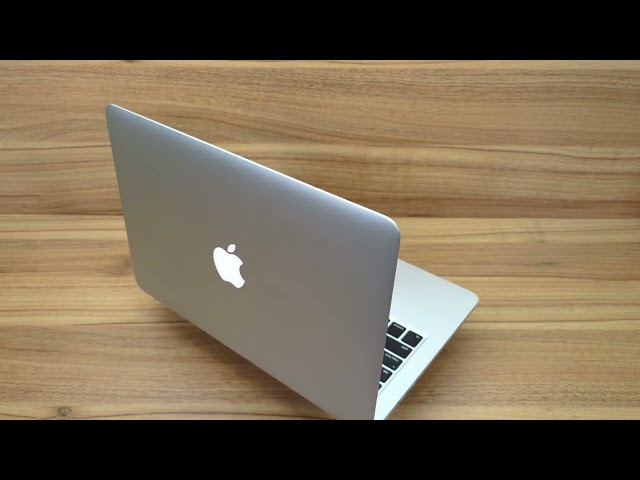U3899 Apple MacBook Pro A1502.mp4
