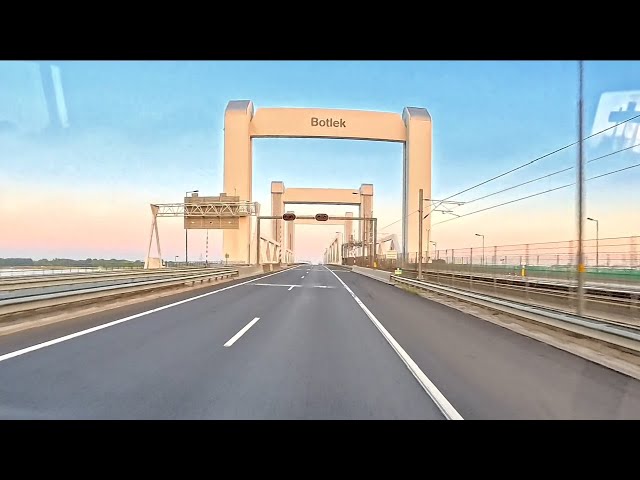 VR360 inruk N8 via Botlekbrug (Daytime)