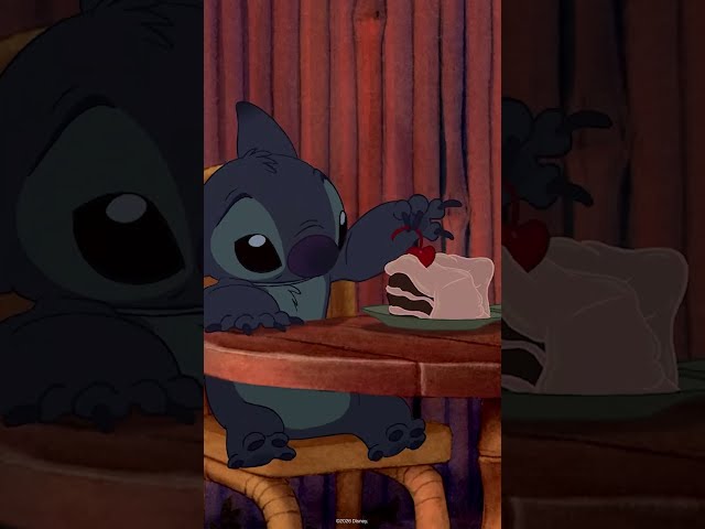 ¿Alguien dijo pastel? 🎂💙| Lilo y Stitch