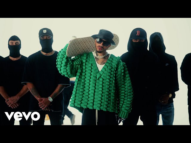 Rauw Alejandro - Hunter (Official Video)