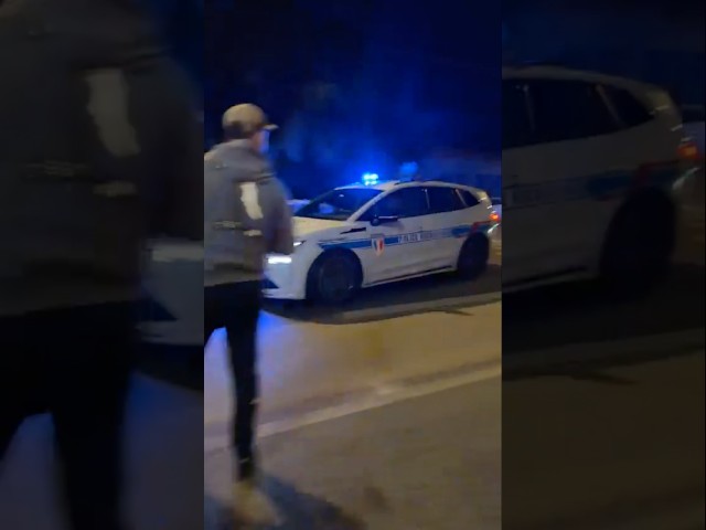 Damn this was close!! Police vs dirtbike chase #bikelife #police #viral #policechase #fail