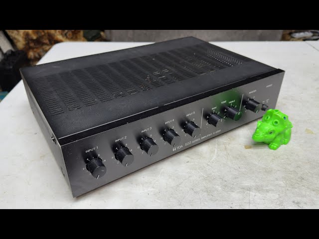Toa A-503A PA Amplifier Distorts Like Crazy - Let's Find the Problem