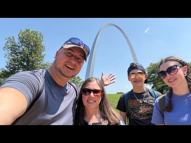 We Went 630ft Up the Gateway Arch for INSANE Views of St. Louis!