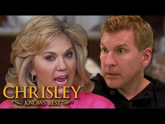 LIVE: Todd & Julie Chrisley Moments That Make Us Believe in LOVE | Chrisley Knows Best