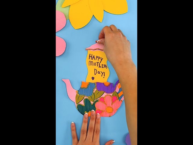 How To Make A Mother's Day Card #MothersDay #HowTo #Craft #CardMaking #crayola #handmade #shorts