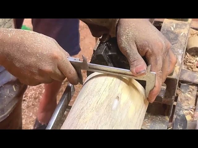 Turning Wood on the Lathe: Daily Work