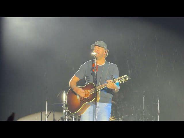 Luke Bryan “Drink a beer” at Farm Tour Indiana on September 19, 2026