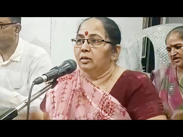 Chet Chet Hero passes from hand to hand (Vocal devotee Shri #Lakshmiben) Thursday #Baburam's house in the presence of #Vallabhram