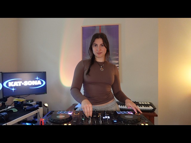 1 Hour of Deep House & Melodic Techno DJ Set | Kat Sona