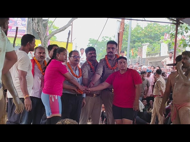 Women's Wrestling Match in Umri Dangle