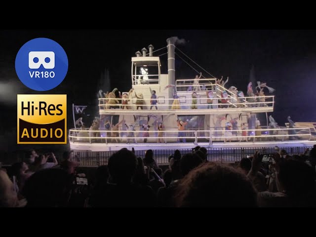 VR180 - Ending Scene of Fantasmic!