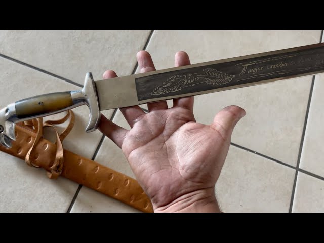 Rare Mexican machete build in 1960 🤯