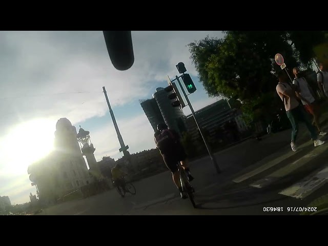 Boring bicycle commute - 20240716 #2 (now in "4k")