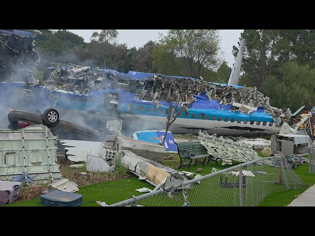 Airplane crash movie scene at Universal Studios at LA CA USA | PLEASE LIKE SUBSCRIBE SHARE