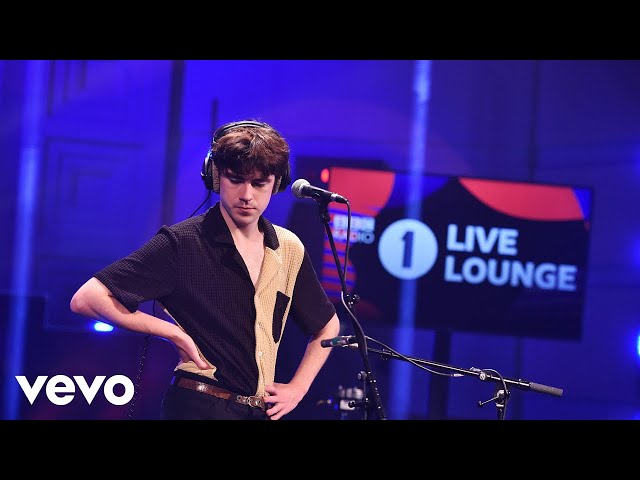 Declan McKenna - Hallucinate (Dua Lipa cover) in the Live Lounge