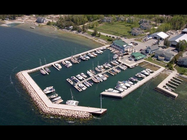 Yacht Works Webcam Sister Bay – LIVE