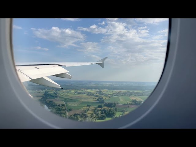 [HD] | Lufthansa A380 Landing in Munich (MUC)