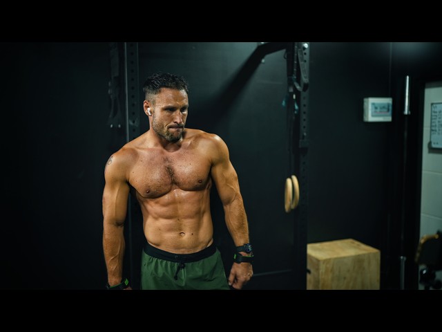 6 signs you're building muscle before you can see it