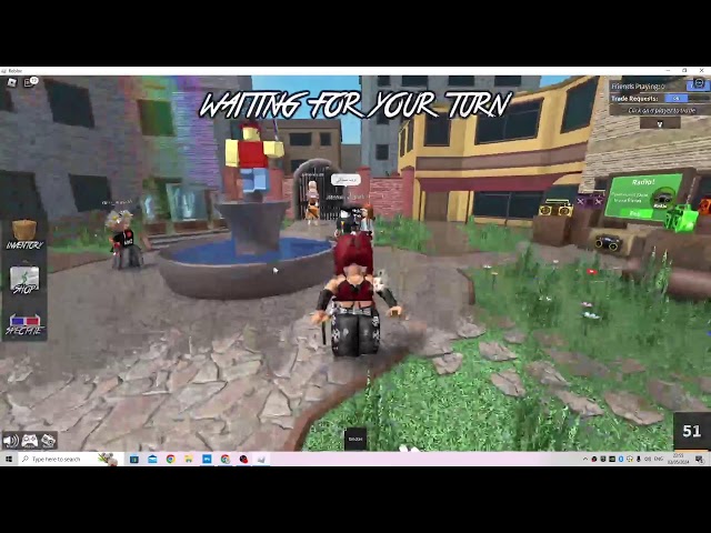 PLAYING MM2