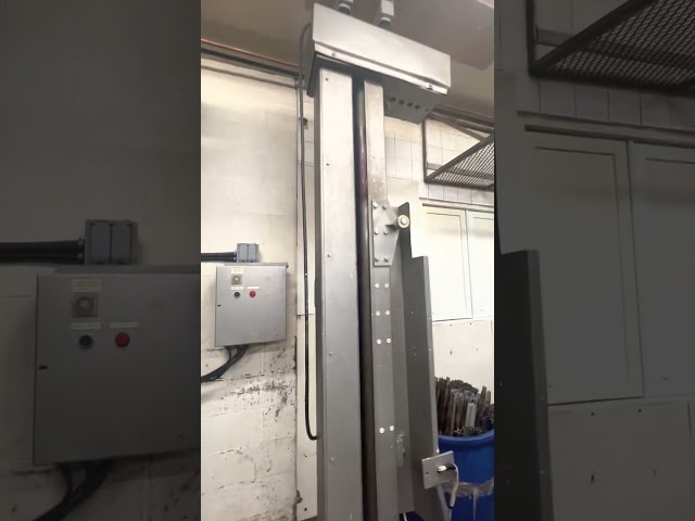 Cart Lift for Dumpy Buggies