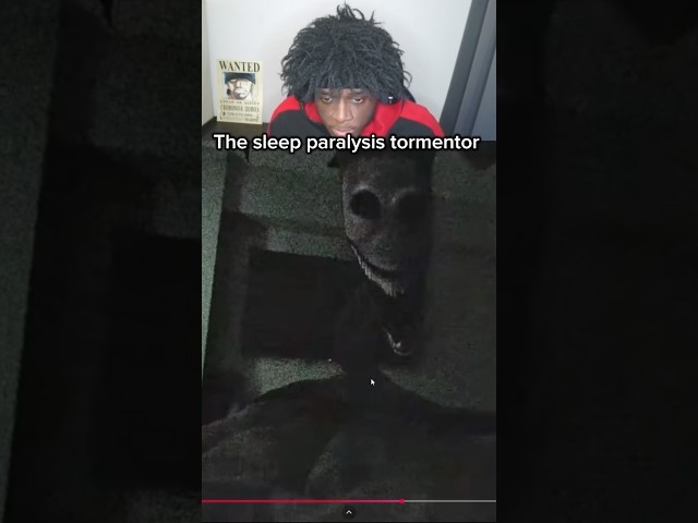 Imagine sleeping and this happens 😭 #reaction #fnaf #horror