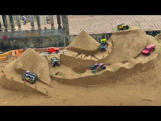 RC Off-Road Challenge! Who Can Reach the Mountain Peak?🔥⛰️