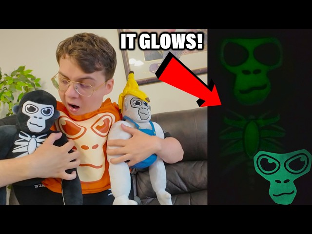 Unboxing NEW Gorilla Tag Halloween Merch! (Glows in the DARK!)
