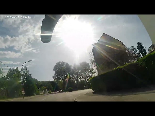 Boring bicycle commute - 20250422 #1