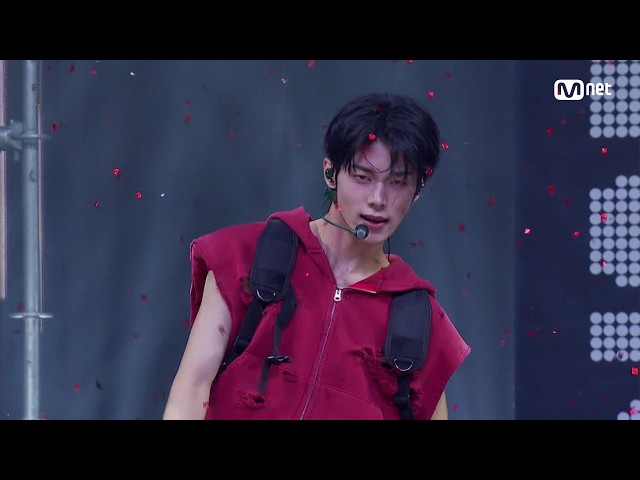 '최초 공개' EVNNE (이븐) - LOOK AT MA #엠카운트다운 EP.950 | Mnet 261022 방송