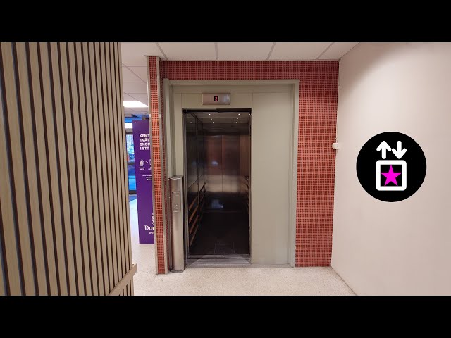 Täby, SWE: MODERNISED BY Hisskontakt - KONE MRL-Traction Elevator at Näsbypark Centrum