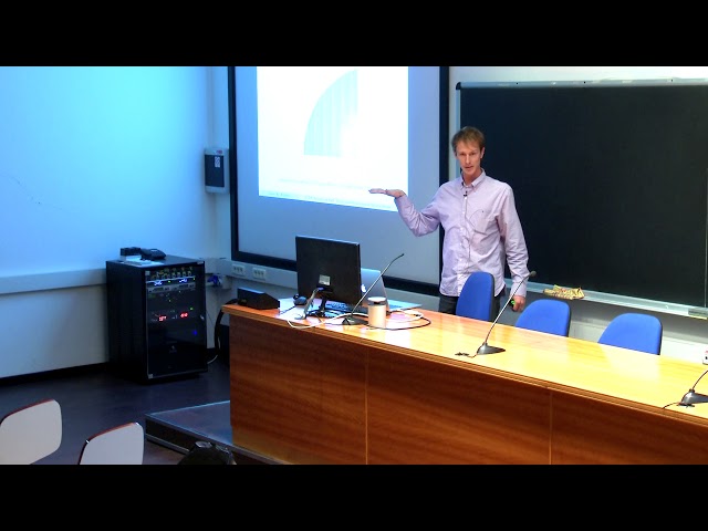 Introduction to stratospheric dynamics and stratosphere-troposphere coupling