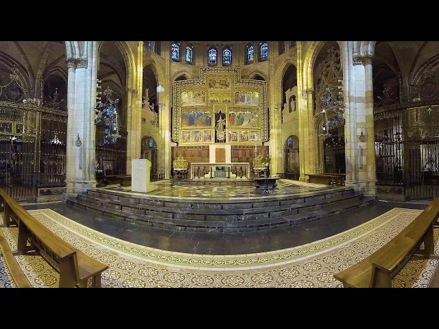 6K León Cathedral from Turespaña VR 2018