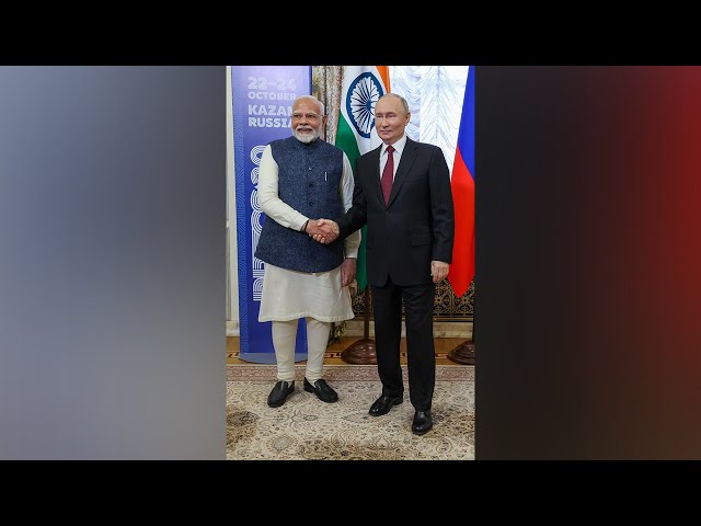 An enthusiastic welcome to PM Modi in Kazan, Russia