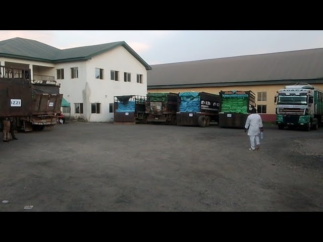 Ebonyi Fertilizer Company Revived, Governor Nwifuru Distributes 65,000 Bags of Fertilizer to Each Zo