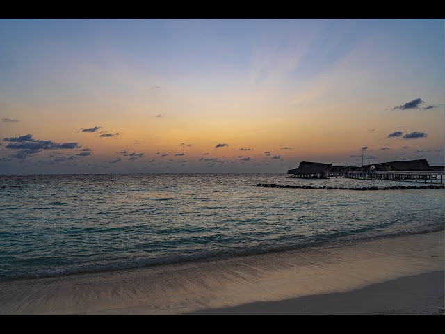 St. Regis Maldives Beach Sunset Timelapse (8k)