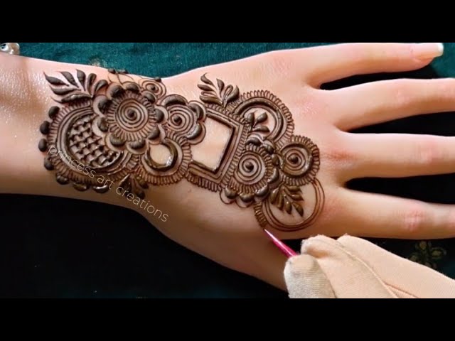 Easy & Simple Arabic Mehndi Design | Beautiful Arabic Henna Design Tutorial 🌿✨
