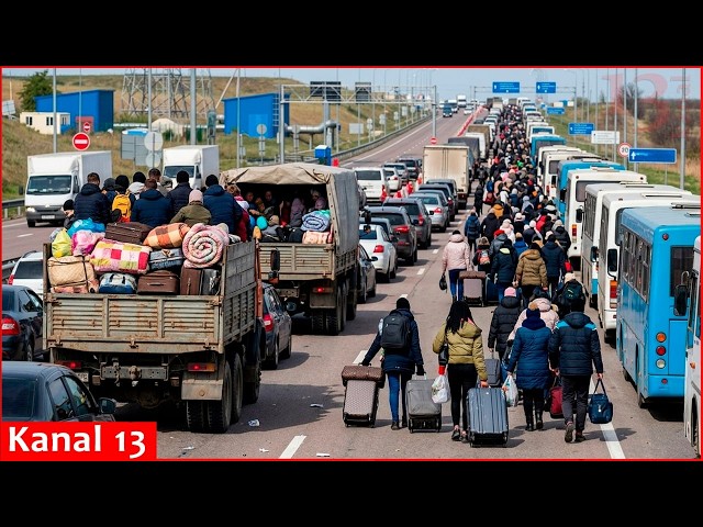 "Everybody leave Sevastopol" – Russians flee Crimea with belongings, it's "impossible" to live there