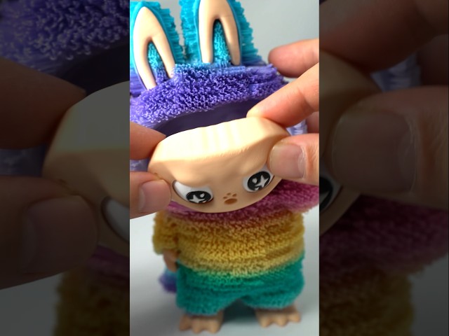 I 3D printed Rainbow Labubu