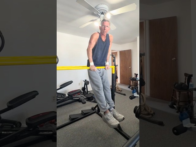 Learn this cool transition skill you’ll love the parallel bars