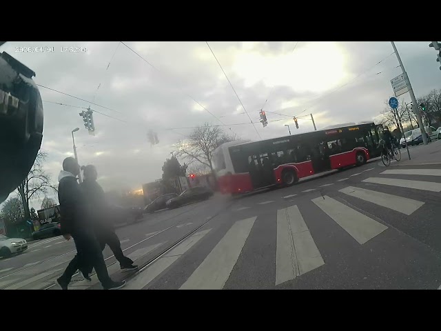Boring bicycle commute - 20260401 #2