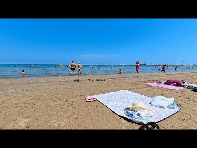 🌴 Relaxing Beach Walk 360° | Natural Ocean Sounds | 8K 60fps