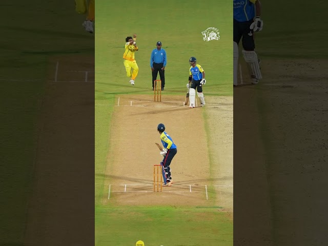 Khaleel fired 💥 Middle stump somersaulted!✨  #WhistlePodu #Yellove