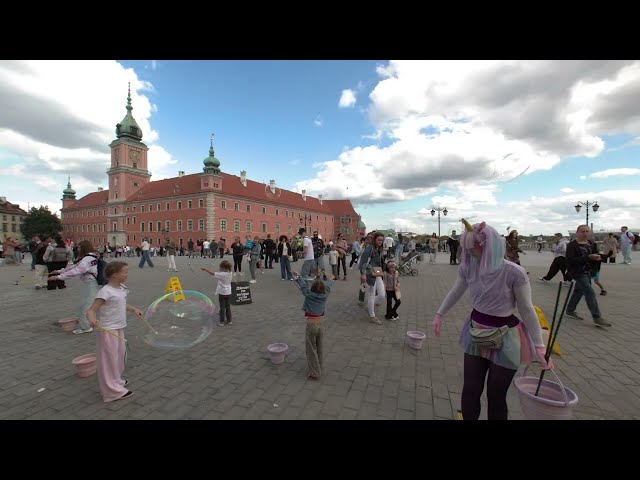 Giant Soap Bubbles in Warsaw Old Town  8K VR180 3D