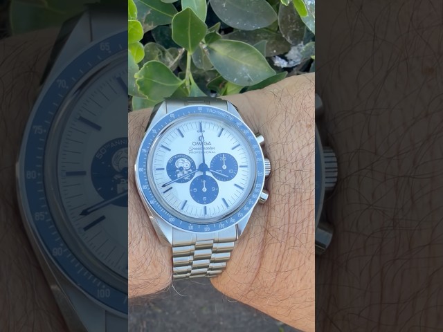 Omega Speedmaster 50th anniversary Snoopy #omegaspeedmaster #omegawatches #omegawatch #womw#snoopy