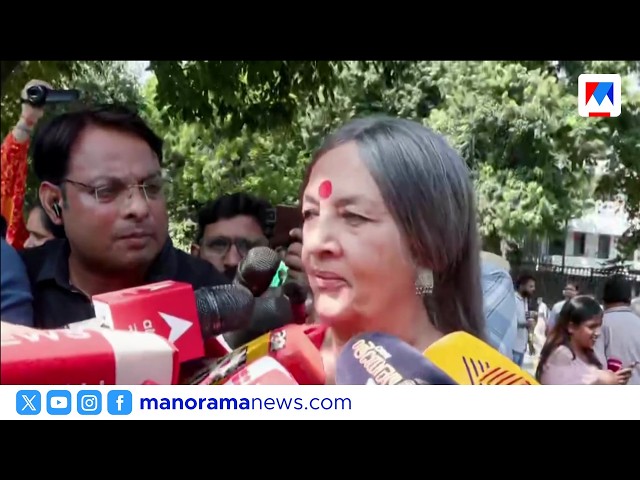 'Arrest us if you want!' Brinda Karat protests against the Election Commission | CPIM Protest Delhi