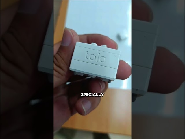 Japanese 9th Graders Program Tiny Sony Robots to Dance