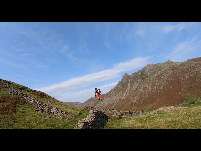Mountain Rescue Simulation: Gravity Jet Suit in Action. #jetsuit #mountainrescue