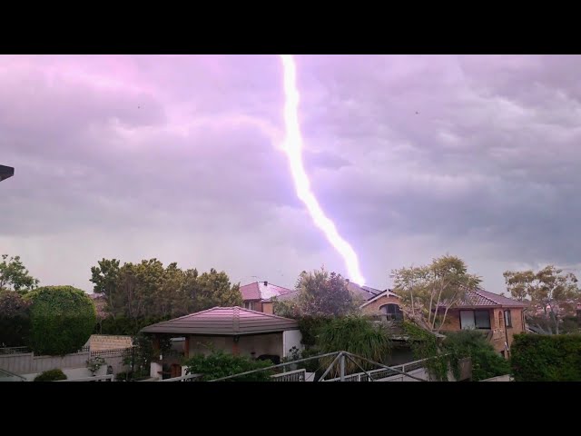 DANGEROUS SEVERE THUNDERSTORM + CLOSE LIGHTNING! ⛈️ Sydney Australia 🇦🇺 3/10/26