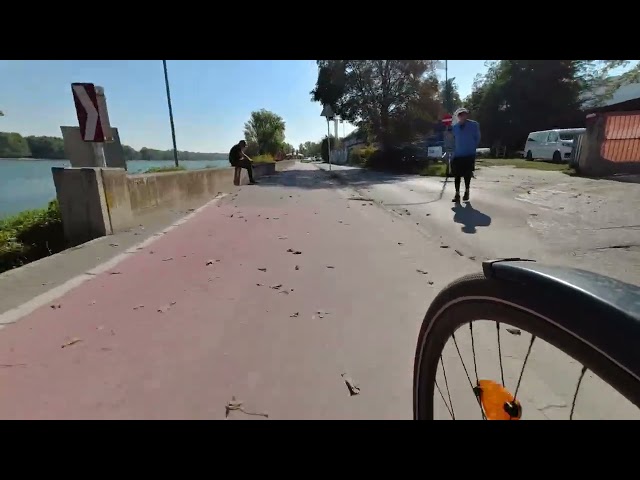 Boring bicycle commute - 20261006 #1 - Let's Boogie!