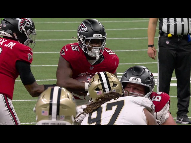 BRIAN ROBINSON PUNCHES THROUGH FOR THE TD